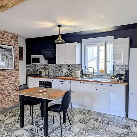 Maison Centre Confort, Lit Queen Size, Parking Gratuit Montmirail (Marne)